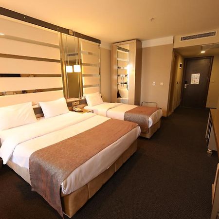 Reform Hotel 반 외부 사진