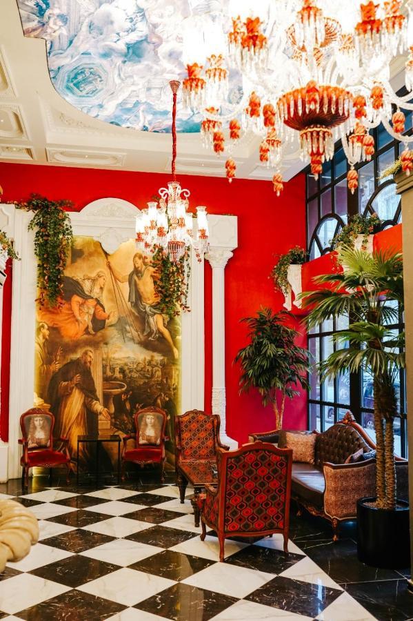 Reform Hotel 반 외부 사진