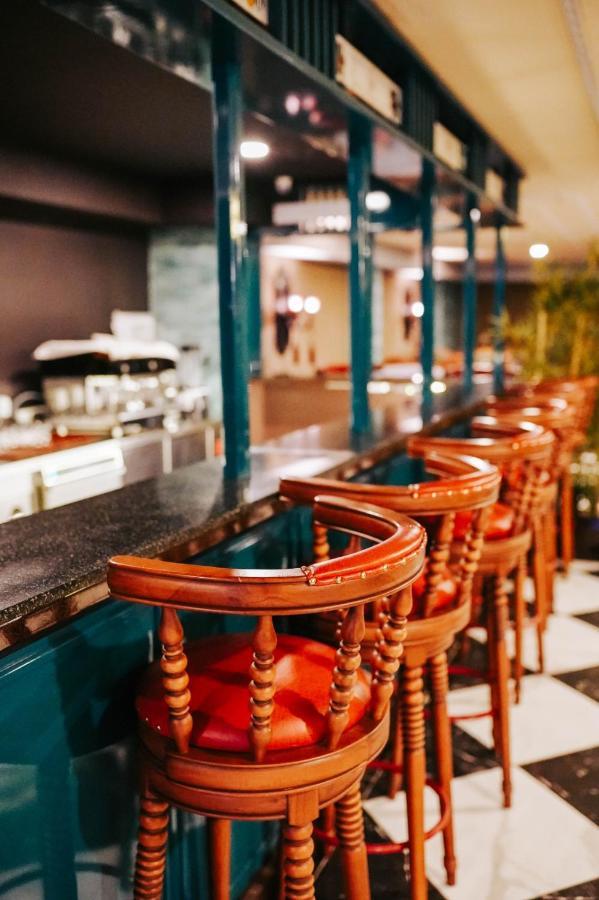 Reform Hotel 반 외부 사진