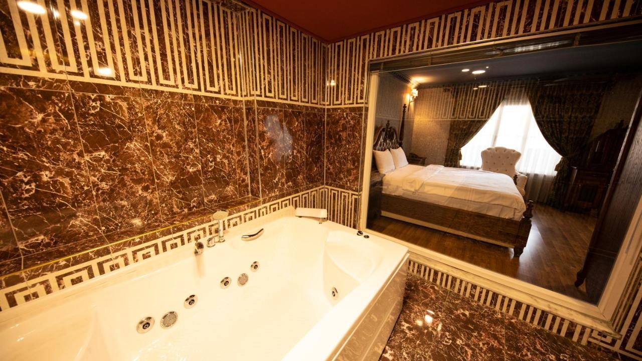 Reform Hotel 반 외부 사진