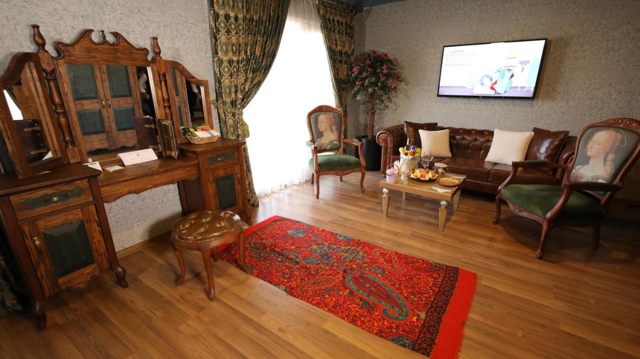 Reform Hotel 반 외부 사진