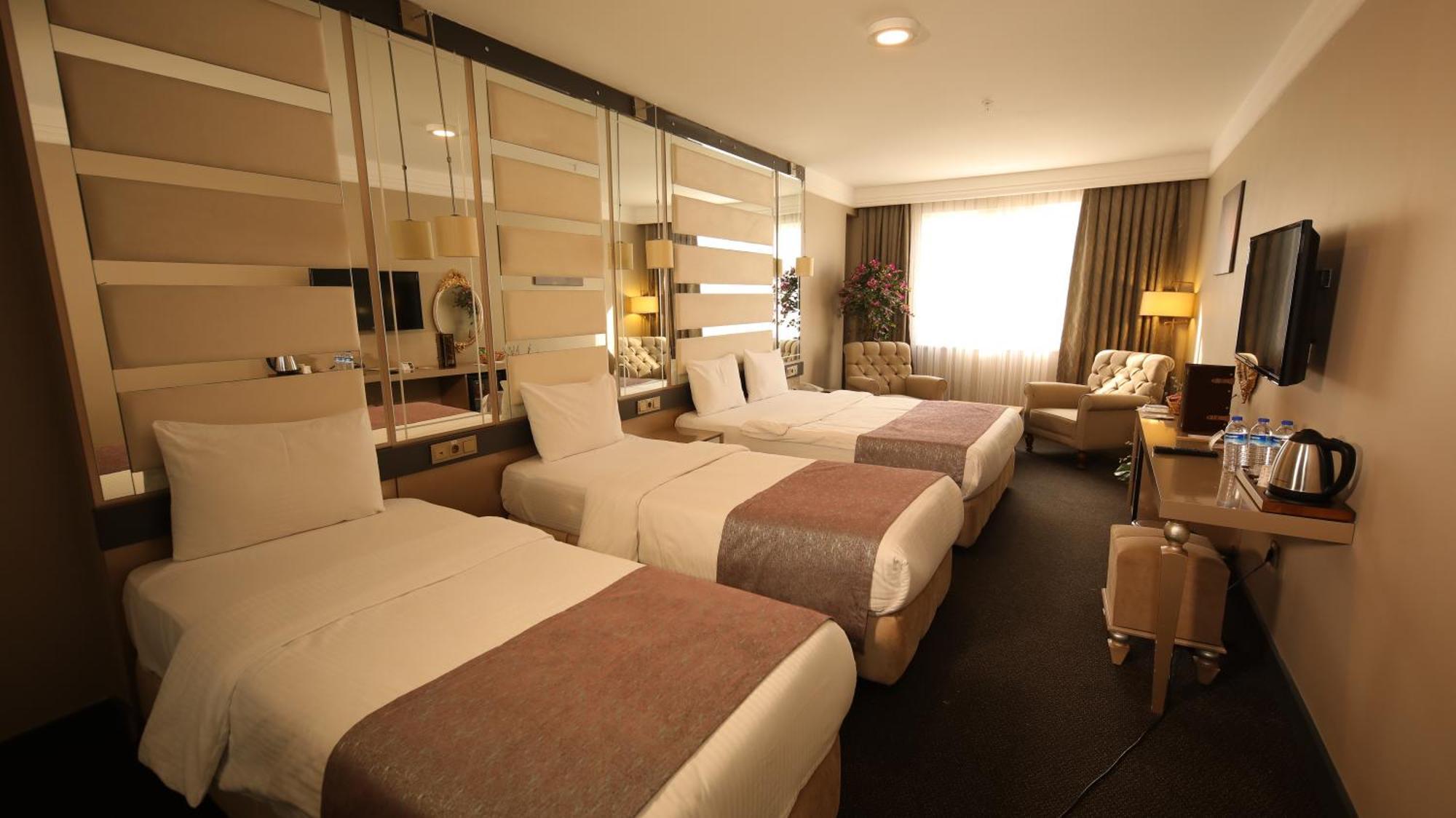 Reform Hotel 반 외부 사진